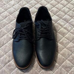 Classic Black Leather Men's Derbys